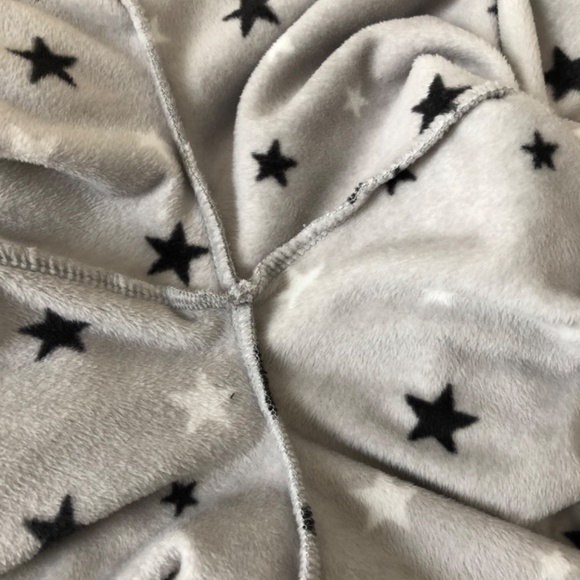 A PAIR OF LADIES “TOMMY HILFIGER” LOUNGING PANTS/PJ BOTTOMS~SIZE L~LIKE NEW! - Picture 8 of 8